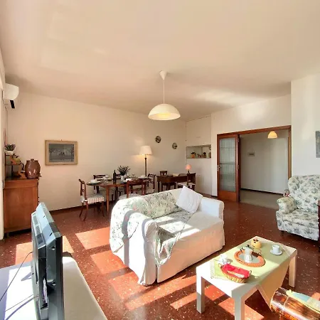 公寓 Holidaycasa Poseidon - Panoramicissimo A Mare *