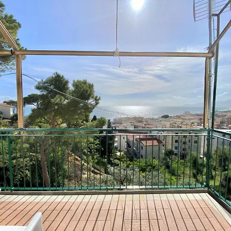 公寓 Holidaycasa Poseidon - Panoramicissimo A Mare *