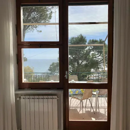 Holidaycasa Poseidon - Panoramicissimo A Mare 公寓