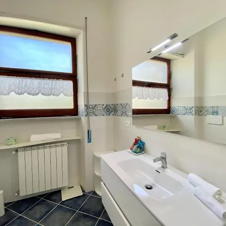 Holidaycasa Poseidon - Panoramicissimo A Mare 公寓